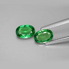 Gemas de granate tsavorita verde natural de  ct, corte óvalo, VVS-VS