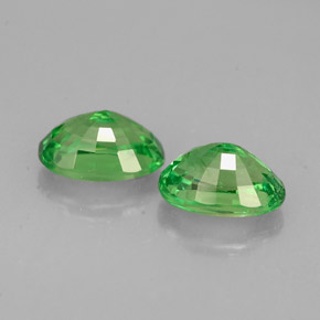 Gemas de granate tsavorita verde natural de  ct, corte óvalo, VS