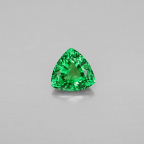 Granate tsavorita verde natural de 0,67 ct, trillón, VS