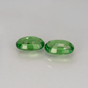 Gemas de granate tsavorita verde natural de  ct, corte óvalo, VVS-VS