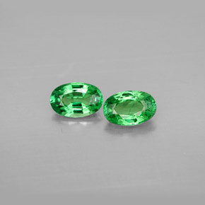 Gemas de granate tsavorita verde natural de  ct, corte óvalo, VS