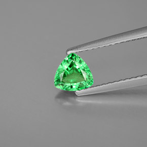 Granate tsavorita verde natural de 0,57 ct, trillón, VS