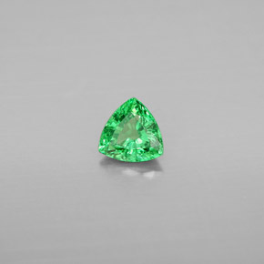 Granate tsavorita verde natural de 0,54 ct, trillón, VS
