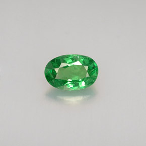 Granate tsavorita verde natural de 0,56 ct, corte óvalo, VS