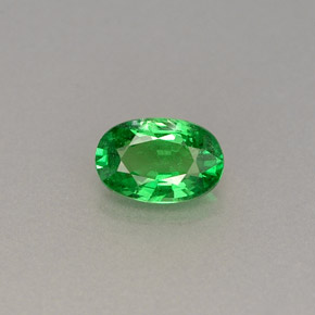 granate tsavorita Verde cromo natural de 0.60 ct, Corte Óvalo, VS