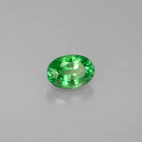 granate tsavorita Verde cromo natural de 0.61 ct, Corte Óvalo, VS