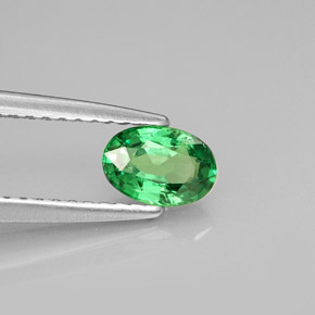 granate tsavorita Verde cromo natural de 0.54 ct, Corte Óvalo, VVS-VS