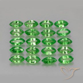Gemas de granate tsavorita Verde medio natural de 3.49 ct, Marquesa, VS