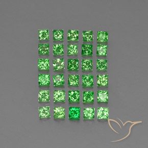 Gemas de Granate tsavorita Verde medio natural de 2.38 ct, Cuadrado, VVS-VS