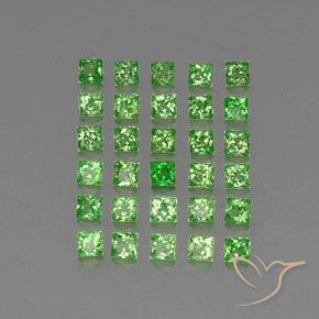 Gemas de Granate tsavorita Verde vivo natural de 2.74 ct, Cuadrado, VVS-VS