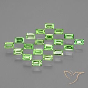 Gemas de Granate tsavorita Verde vivo natural de 1.95 ct, Corte Baguette, VS