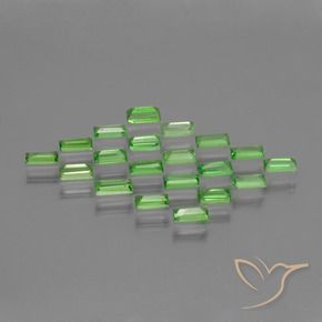 Gemas de Granate tsavorita Verde vivo natural de 1.98 ct, Corte Baguette, VS