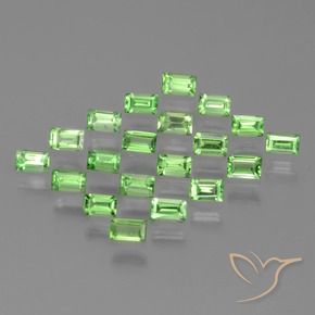 Gemas de Granate tsavorita Verde vivo natural de 1.73 ct, Corte Baguette, VS