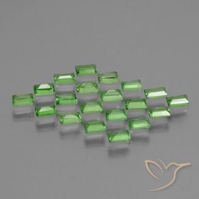Gemas de Granate tsavorita Verde vivo natural de 1.33 ct, Corte Baguette, VS