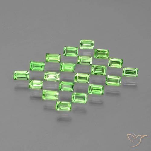 Gemas de Granate tsavorita Verde vivo natural de 1.57 ct, Corte Baguette, VS