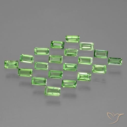 Gemas de Granate tsavorita Verde vivo natural de 1.08 ct, Corte Baguette, VS