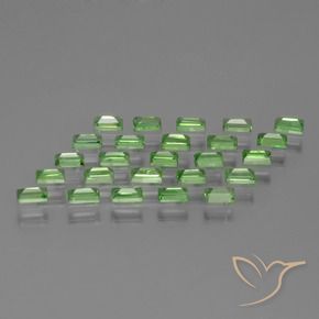 Gemas de Granate tsavorita Verde vivo natural de 1.89 ct, Corte Baguette, VS