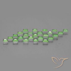 Gemas de Granate tsavorita Verde vivo natural de 1.81 ct, Corte Baguette, VS