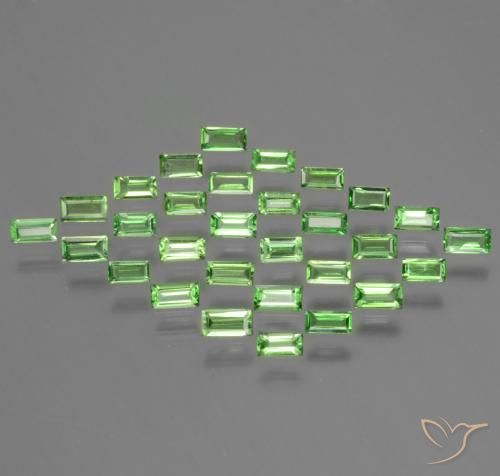 Gemas de Granate tsavorita Verde vivo natural de 1.52 ct, Corte Baguette, VS