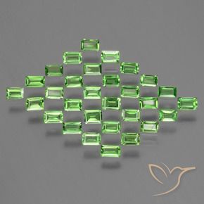 Gemas de Granate tsavorita Verde vivo natural de 1.89 ct, Corte Baguette, VS