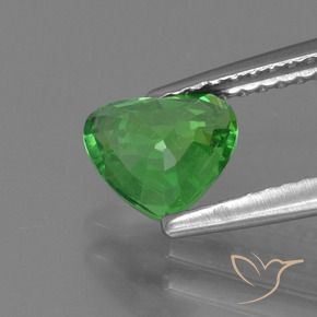 Granate tsavorita Verde medio natural de 1.10 ct, Corazón, VS-SI
