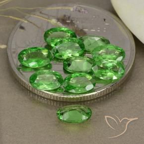 Gemas de Granate tsavorita Verde claro natural de 2.33 ct, Ovalada, VS