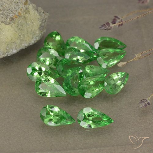 Gemas de granate tsavorita verde brillante natural de 2,41 ct, en forma de pera, VS