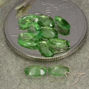 Gemas de Granate tsavorita Verde medio natural de 2.09 ct, Ovalada, VS