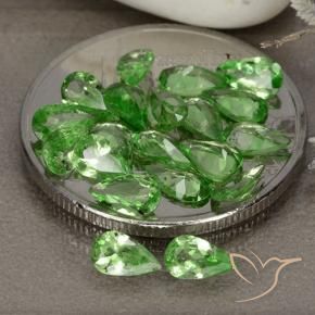 Gemas de Granate tsavorita Verde vivo natural de 3.04 ct, En forma de pera, VS