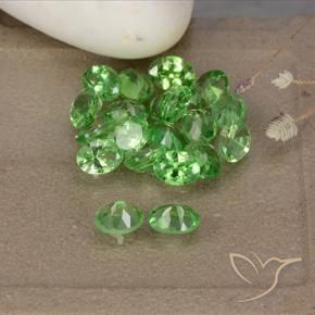 Gemas de Granate tsavorita Verde medio natural de 3.77 ct, Ovalada, VS