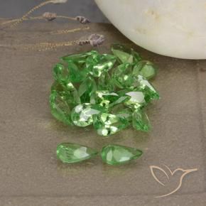 Gemas de Granate tsavorita Verde medio natural de 3.64 ct, En forma de pera, VS