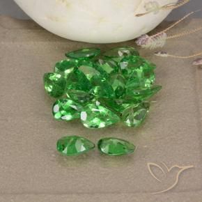 Gemas de Granate tsavorita Verde claro natural de 3.47 ct, En forma de pera, VS