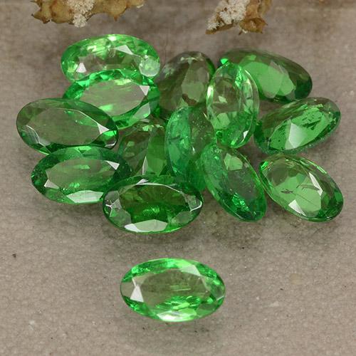 Gemas de granate tsavorita Verde claro natural de 2.96 ct, Corte Óvalo, VS