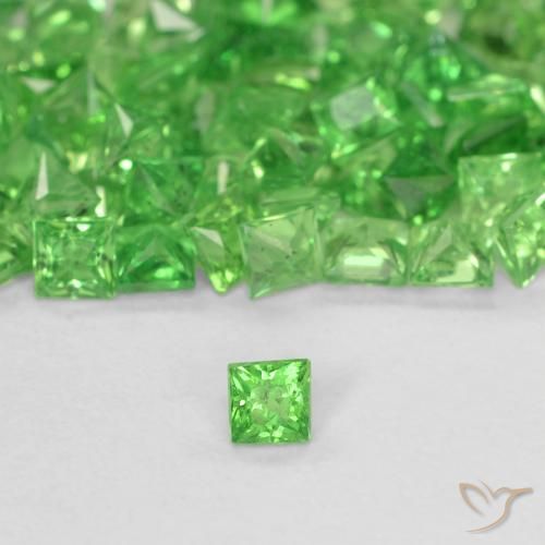 Granate tsavorita Verde vivo natural de 0.07 ct, Cuadrado, SI