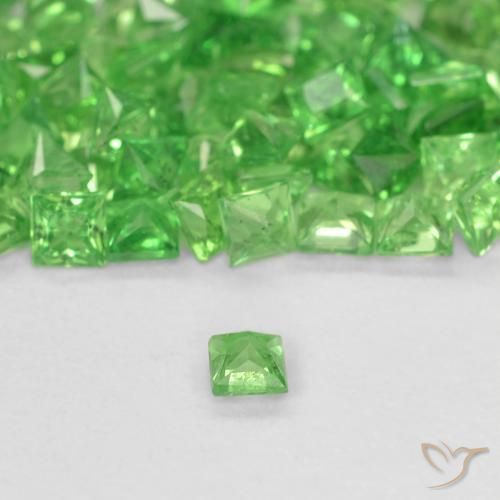 Granate tsavorita Verde vivo natural de 0.07 ct, Cuadrado, SI