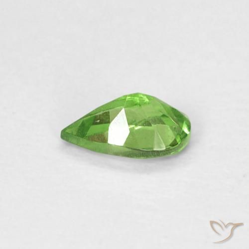 Granate tsavorita Verde vivo natural de 0.26 ct, En forma de pera, VVS-VS