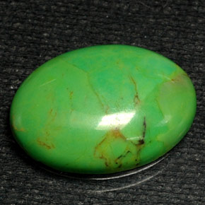 Turquesa verde natural de 6,57 ct, corte óvalo, opaco