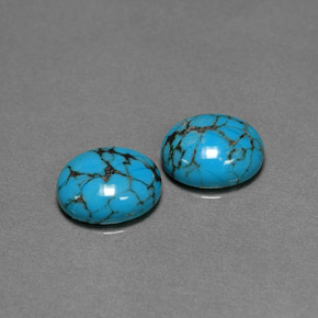 Gemas de turquesa azul natural de  ct, corte óvalo, opaco