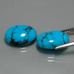 Gemas de turquesa azul natural de  ct, corte óvalo, opaco