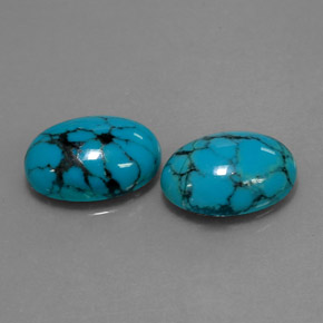 Gemas de turquesa azul natural de  ct, corte óvalo, opaco