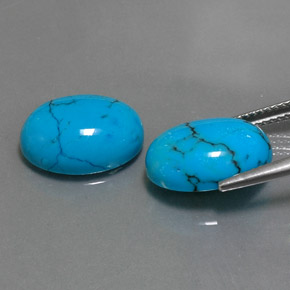 Gemas de turquesa azul natural de  ct, corte óvalo, opaco