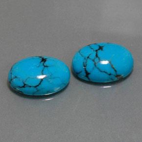 Gemas de turquesa azul natural de  ct, corte óvalo, opaco