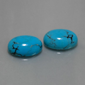 Gemas de turquesa azul natural de  ct, corte óvalo, opaco