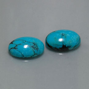 Gemas de turquesa azul natural de  ct, corte óvalo, opaco