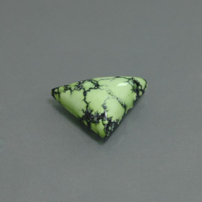 Turquesa verde natural de 2,48 ct, trillón, opaco