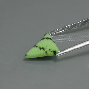Turquesa verde natural de 2,47 ct, trillón, opaco