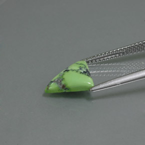 Turquesa verde natural de 1,60 ct, trillón, opaco