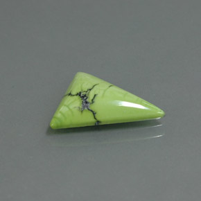 Turquesa verde natural de 2,81 ct, trillón, opaco