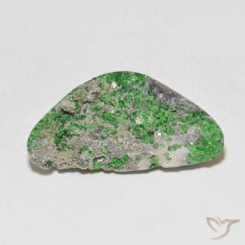 18.60ct Natural Deep Earthy Green Granate Uvarovita Druzy, Elegante, Opaco