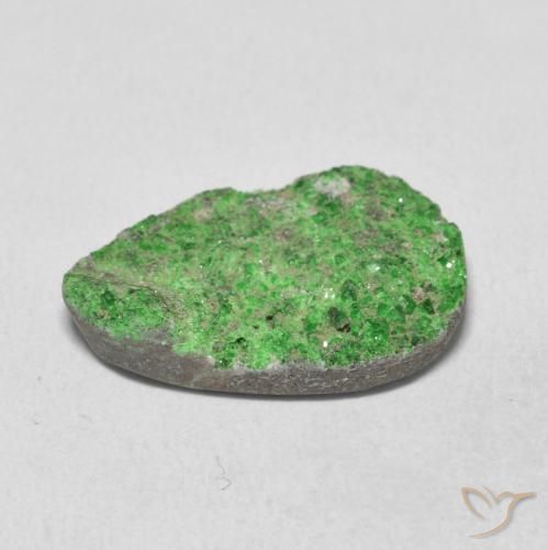 Granate Uvarovita Druzy Verde natural de 10.99 ct, Elegante, Opaco
